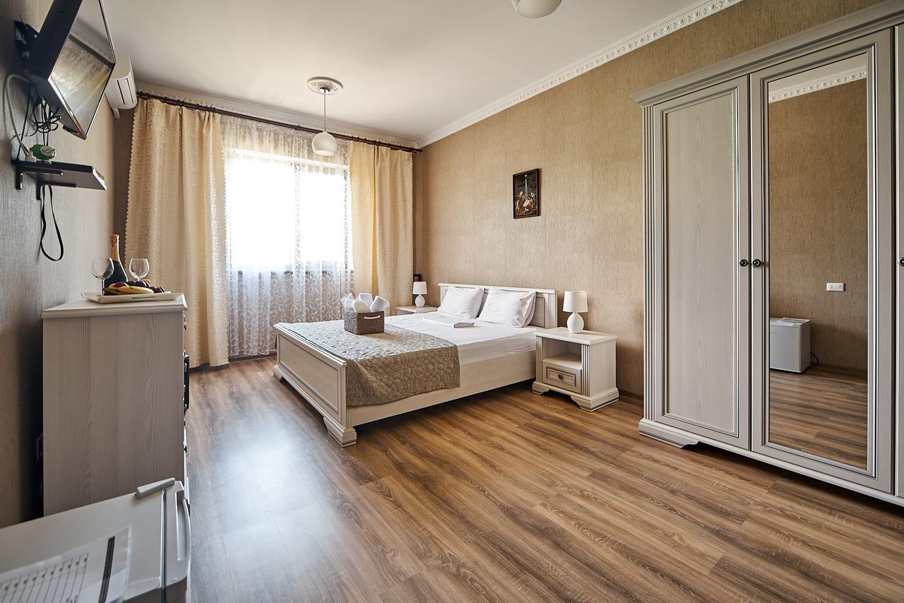 Hotel Fusion Odessa Exterior foto